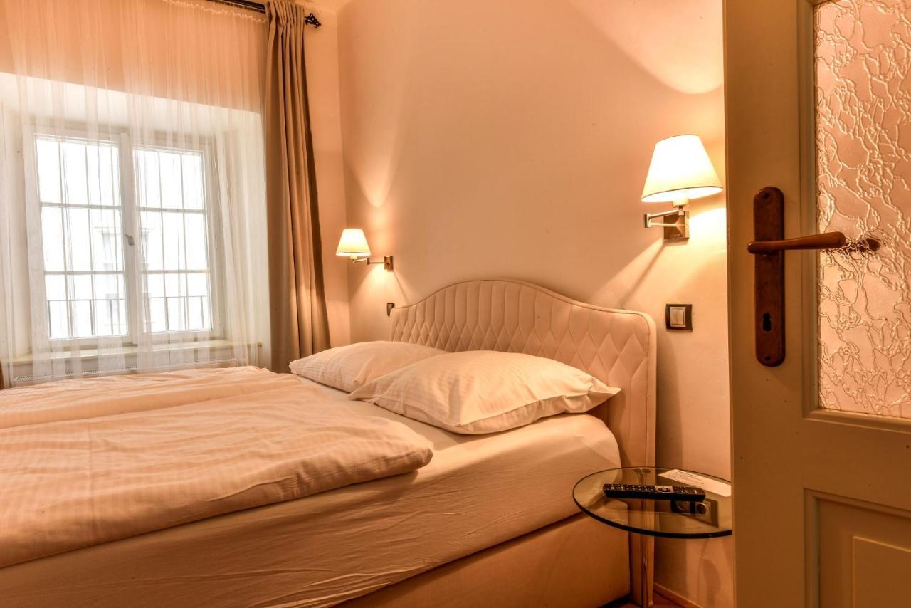 Prague Locals Monastery Apartments 外观 照片