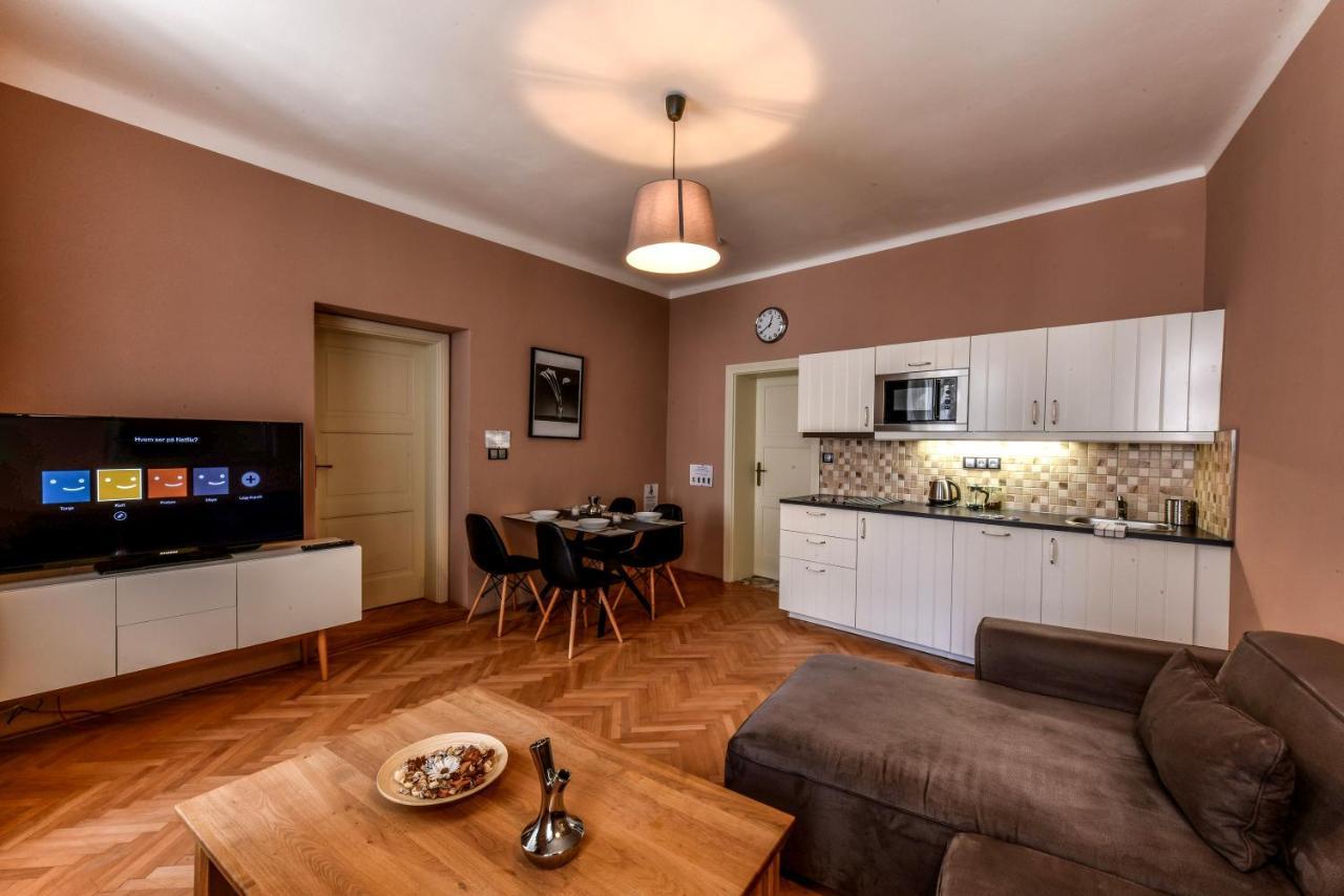 Prague Locals Monastery Apartments 外观 照片