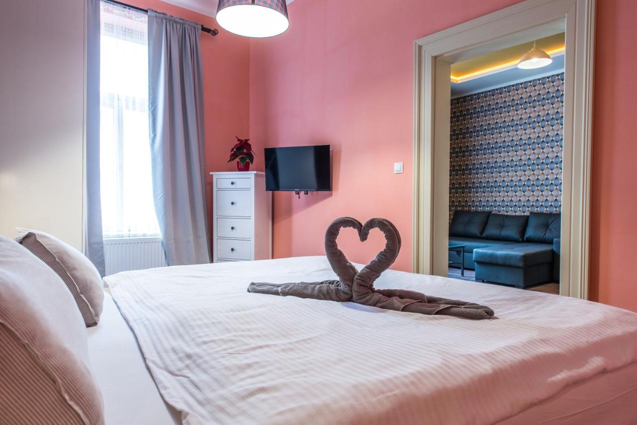 Prague Locals Monastery Apartments 外观 照片