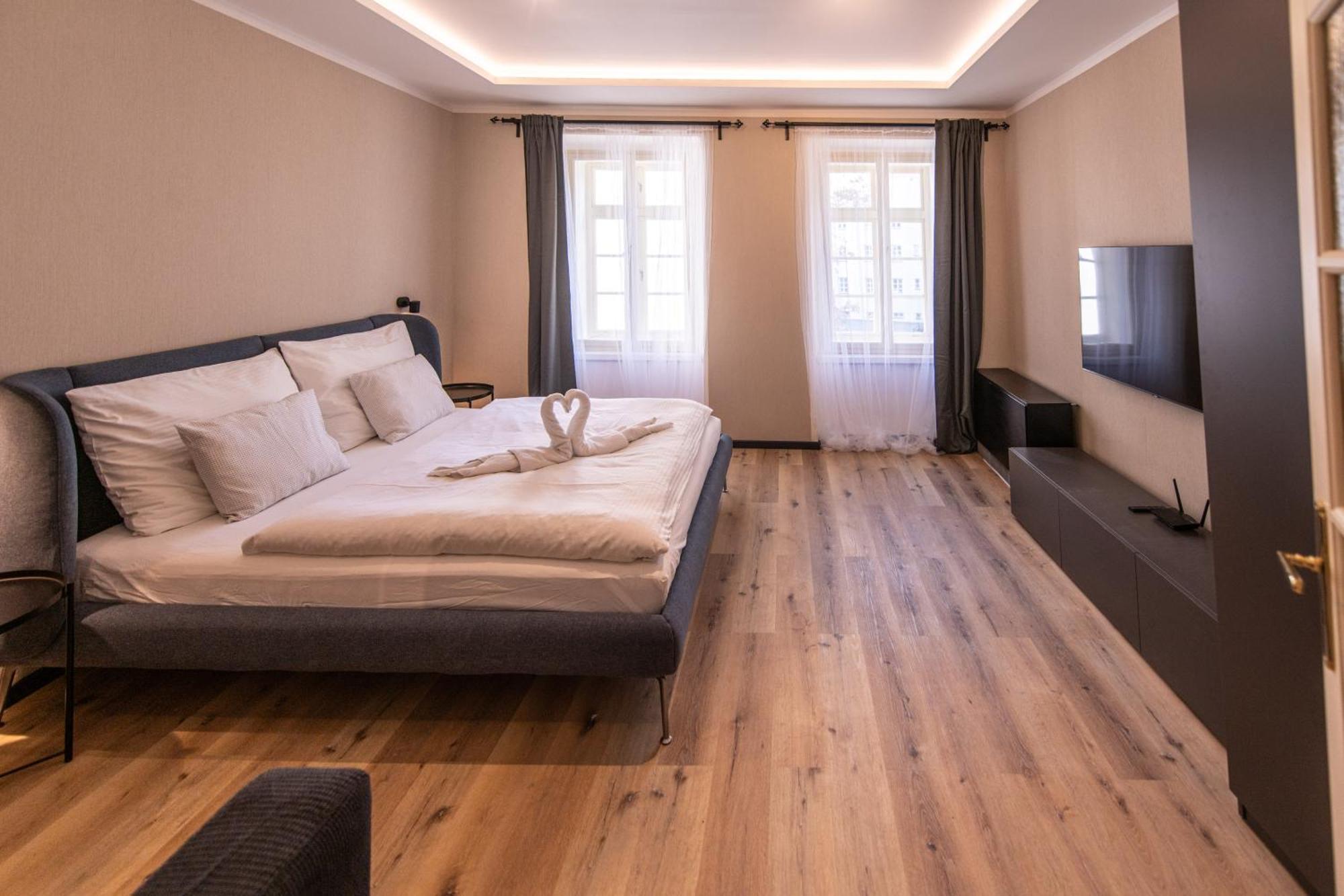 Prague Locals Monastery Apartments 外观 照片