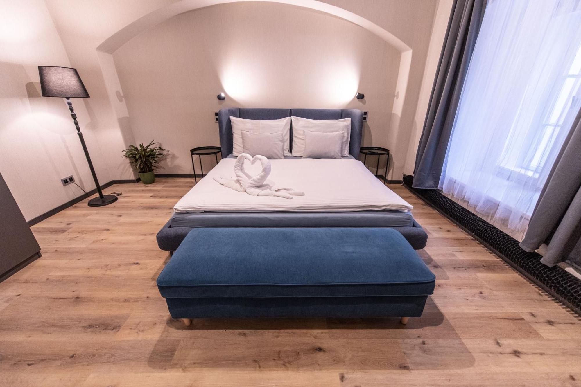 Prague Locals Monastery Apartments 外观 照片