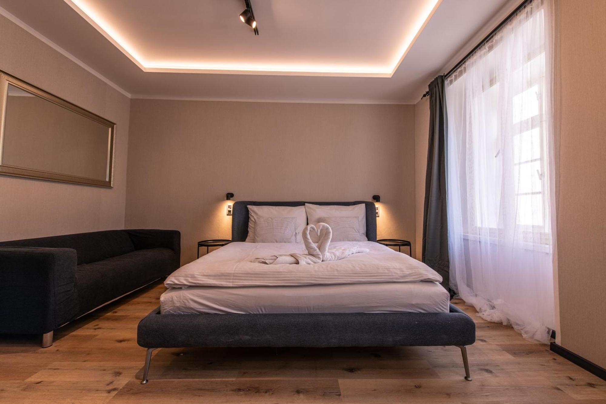 Prague Locals Monastery Apartments 外观 照片