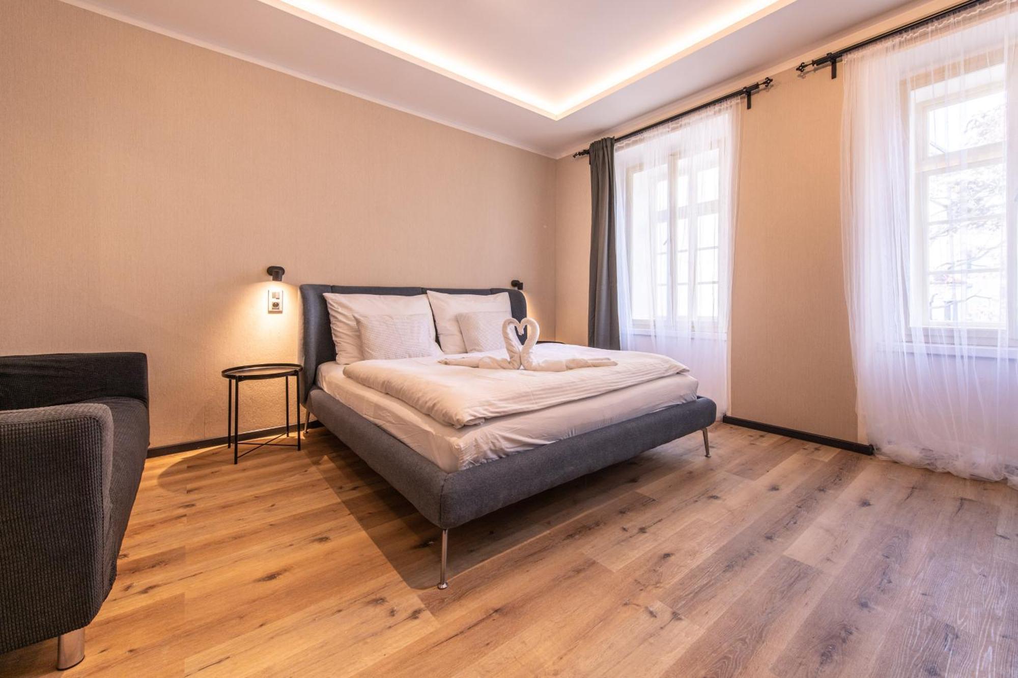 Prague Locals Monastery Apartments 外观 照片